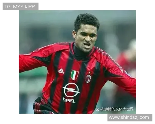 左图展示的足球明星是谁他的成就与影响力分析 左图展示的足球明星是谁他的成就与影响力分析