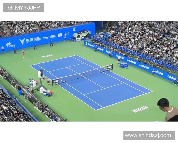 武汉网球队与上海网球队赛后分析力量对比与战术探讨 武汉网球队与上海网球队赛后分析力量对比与战术探讨